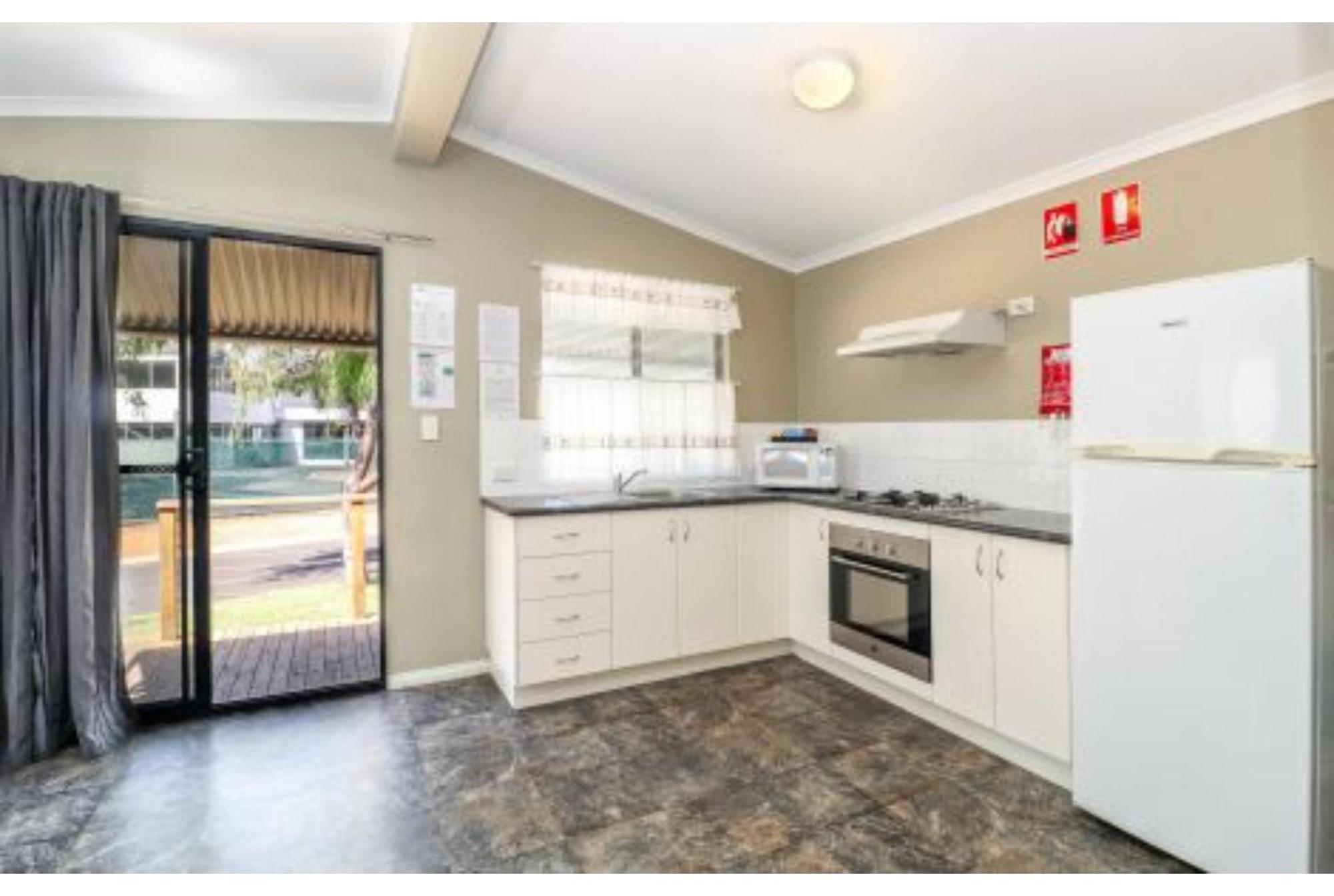 Discovery Parks - Busselton Room photo